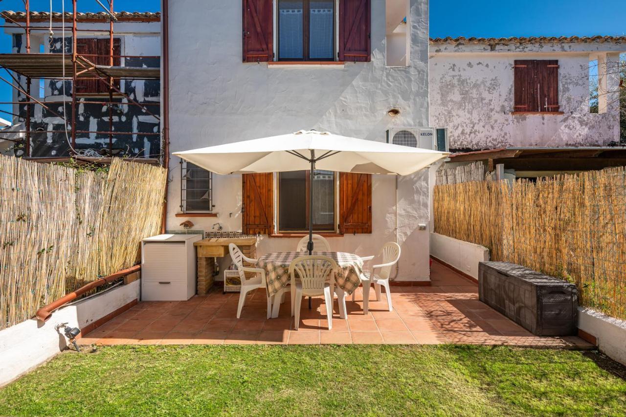 Damiano Holiday House Porto Columbu - Perd'E Sali Exterior photo